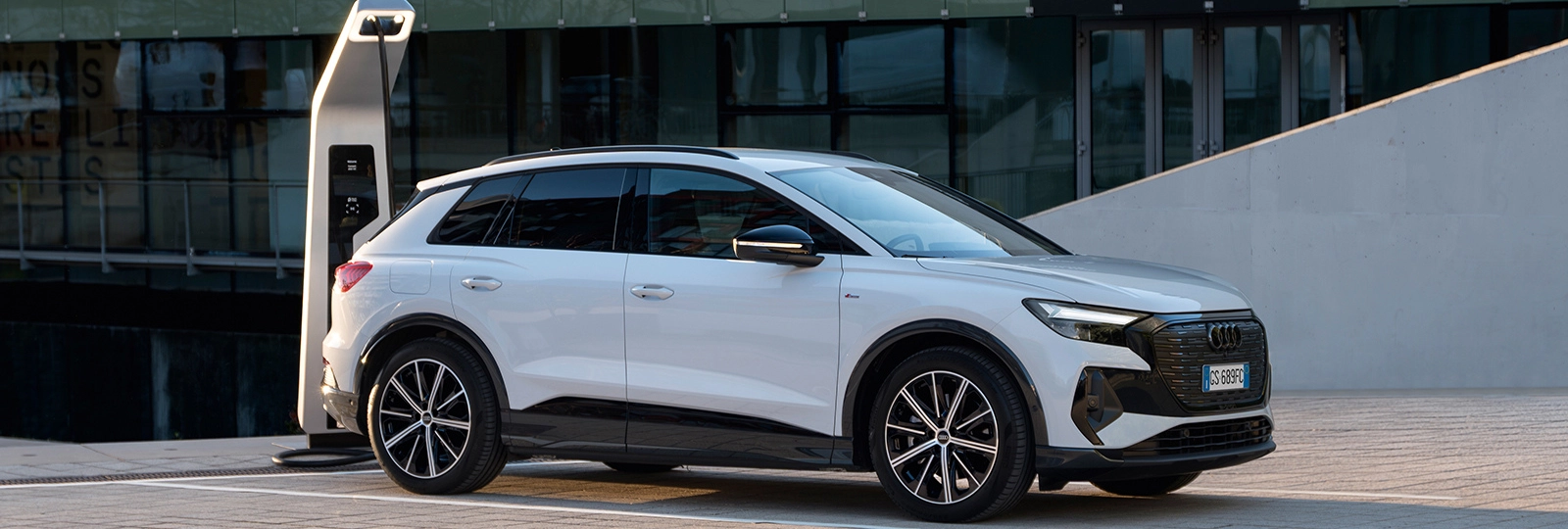 Promozione Audi Q4 e-tron da 575€ al mese