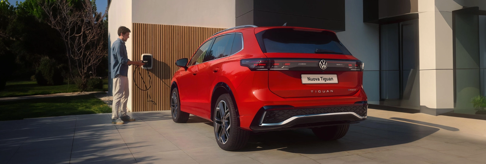 Promozione Nuova Volkswagen Tiguan eHybrid tua da 199€ al mese