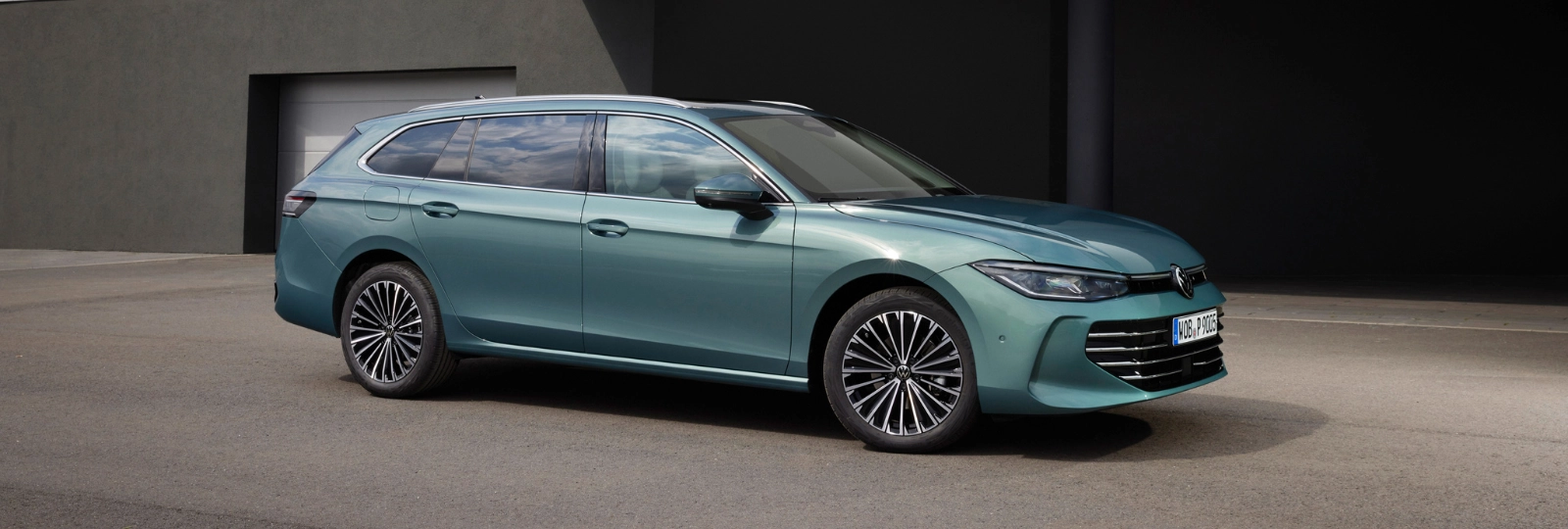 Promozione Nuova Volkswagen Passat da 389€ al mese
