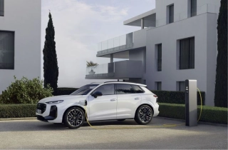 Nuova Audi Q3 SUV e-hybrid e Q3 TFSI 150 kW quattro S tronic