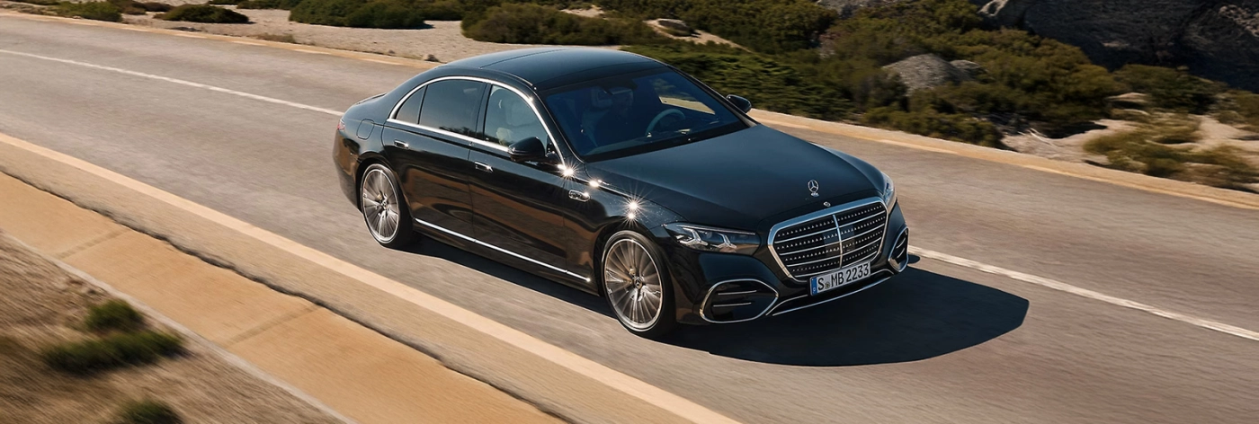 Nuova Mercedes-Benz Classe S: lusso, tecnologia e comfort assoluto in una nuova era digitale