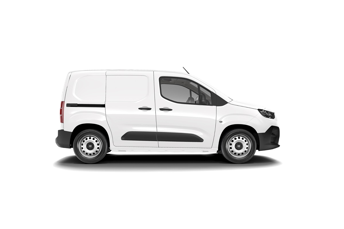 3 - Fiat Professional Doblo van M 1.5 diesel 100cv Easy Pro