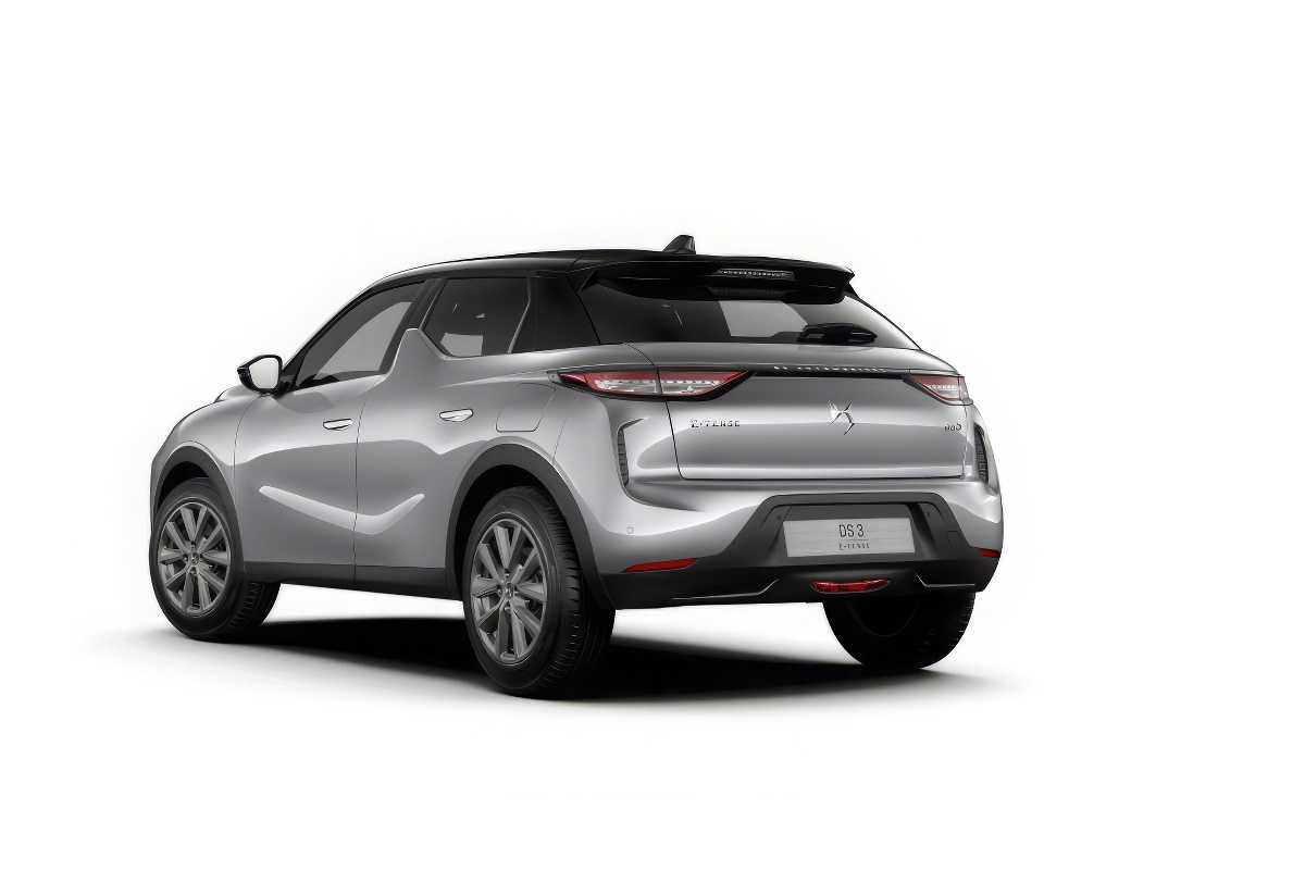2 - DS DS3 2023 50kWh e-tense Pallas auto