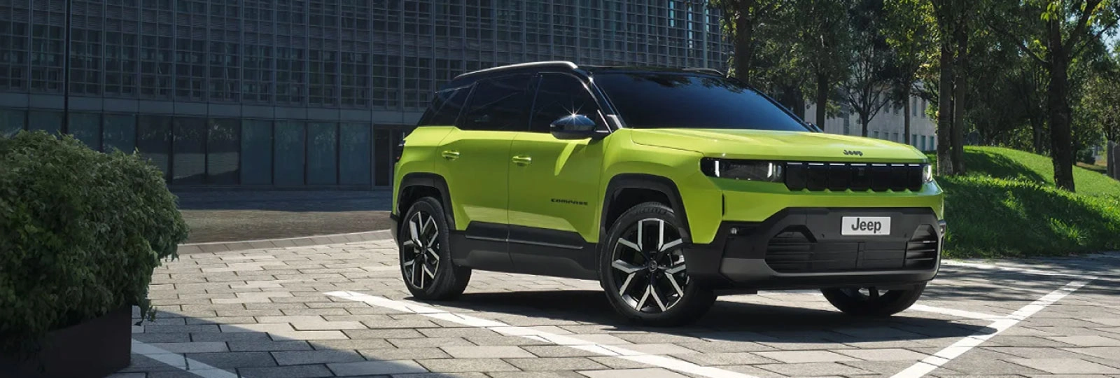 Sali a bordo di Nuova Jeep Compass con supervalutazione del tuo usato fino a 8.000€