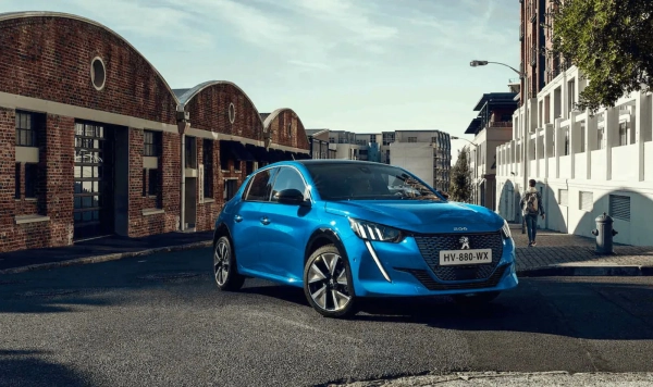 Peugeot e-208